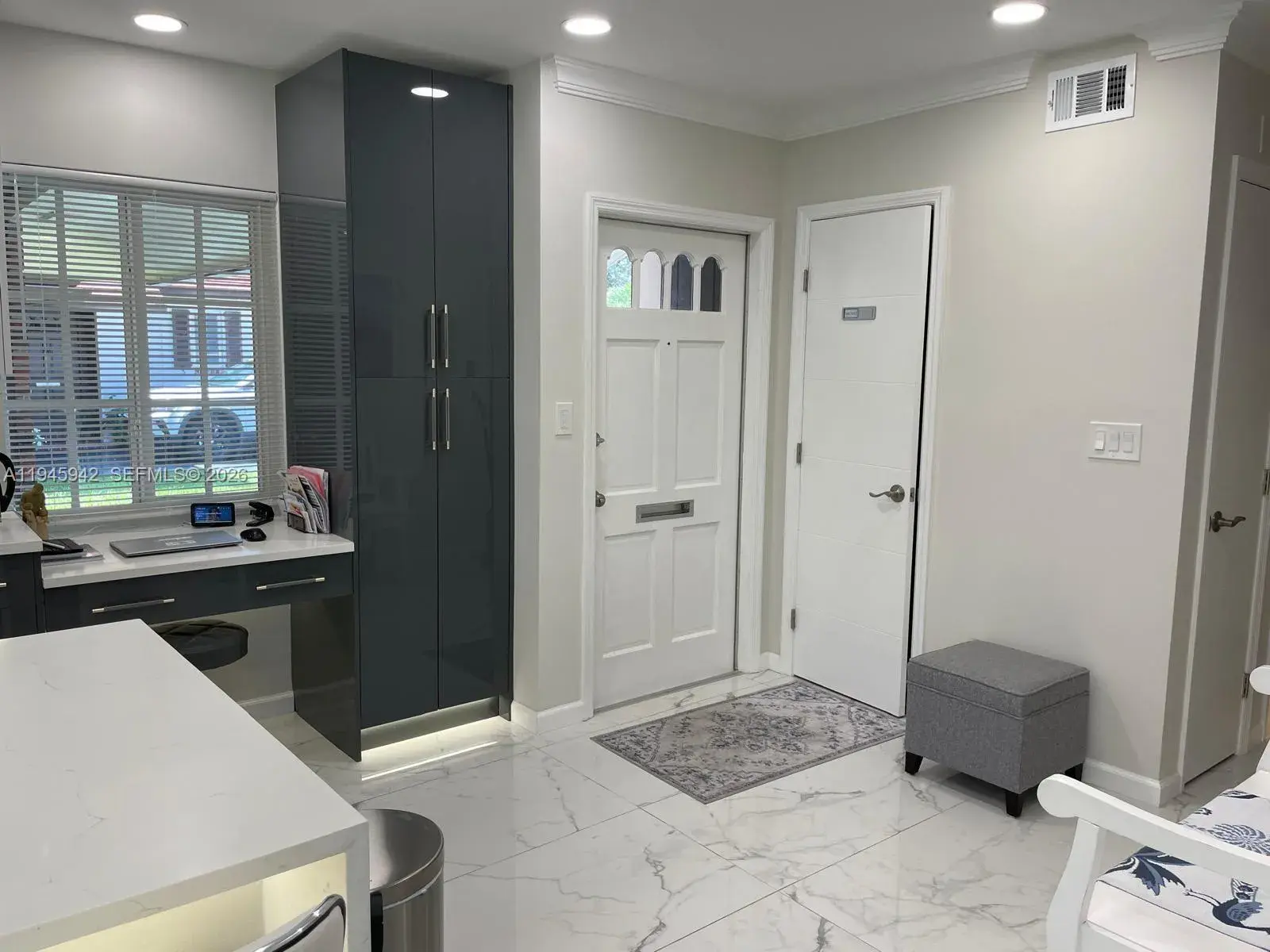 9065 Thunderbird Dr, Coral Springs FL 33065