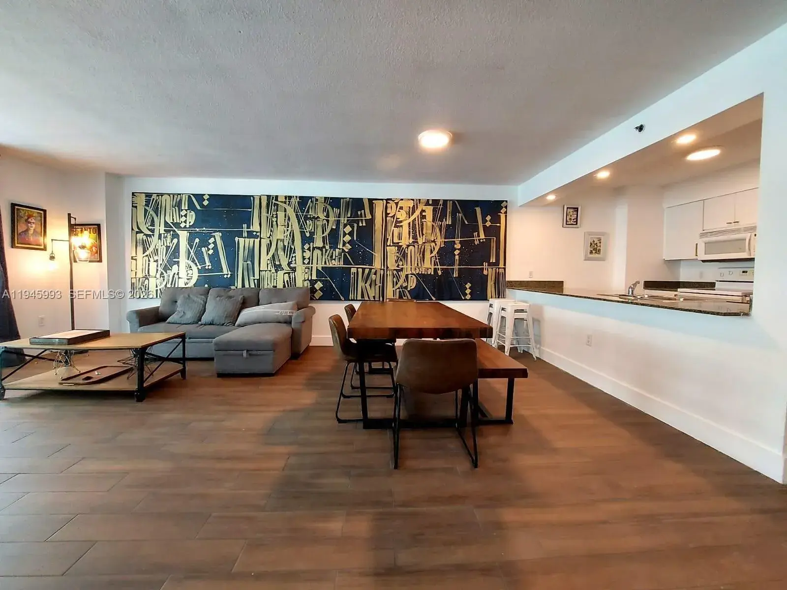 1200 Brickell Bay Dr # 3708, Miami FL 33131 photo 2