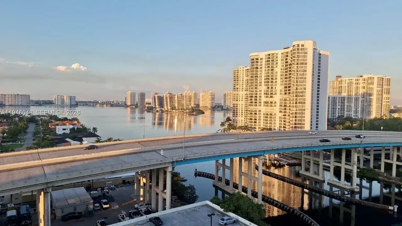 19390 Collins Ave # 1405, Sunny Isles Beach FL 33160 photo 2