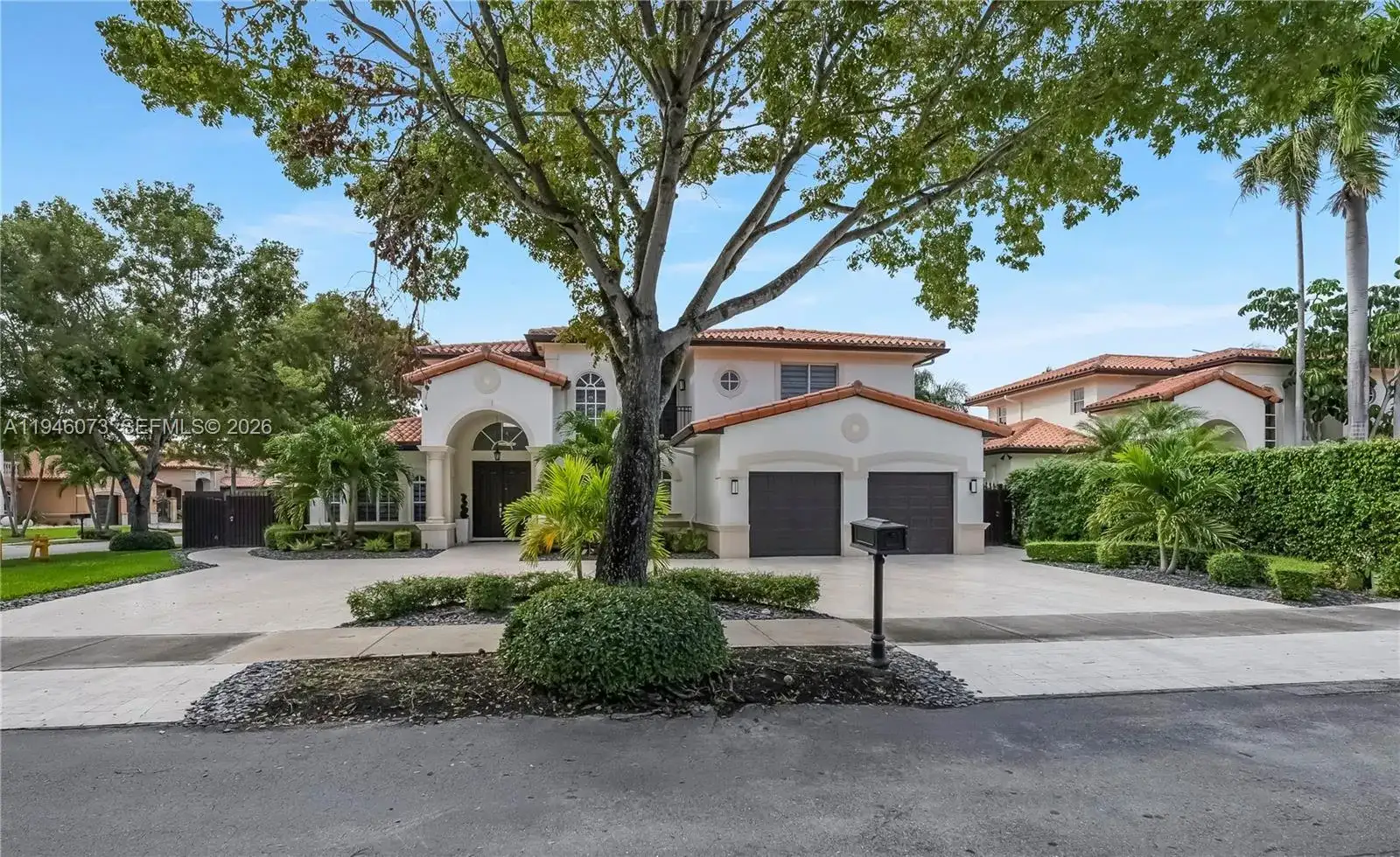 15632 NW 79th Ct, Miami Lakes FL 33016 photo 3
