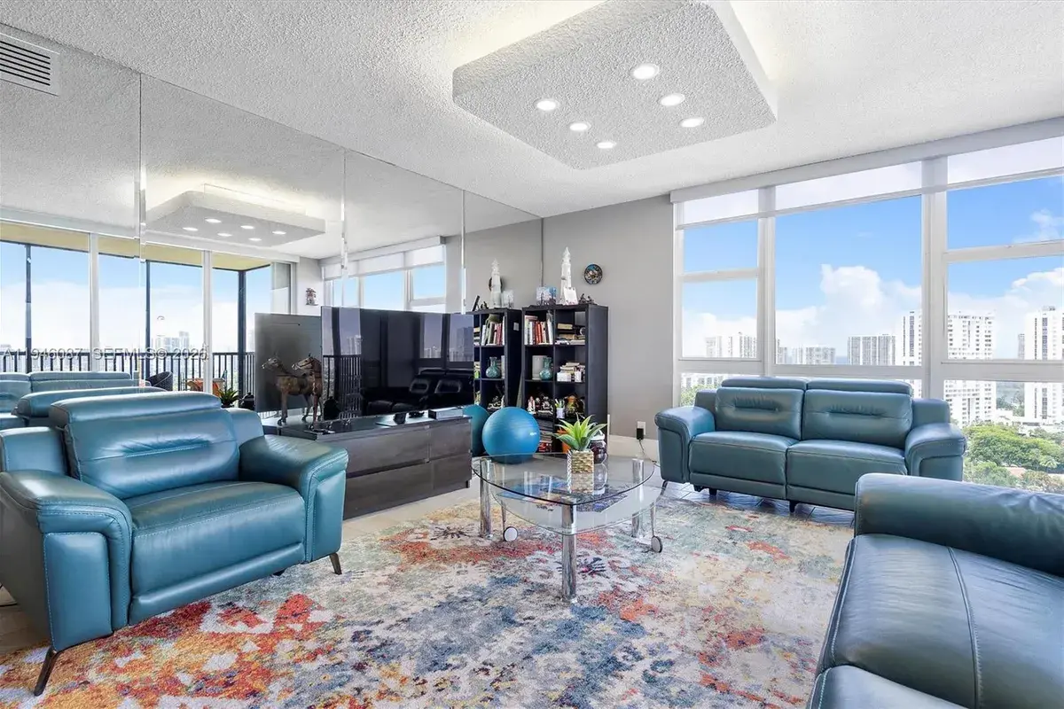 20379 W Country Club Dr # 1933, Aventura FL 33180