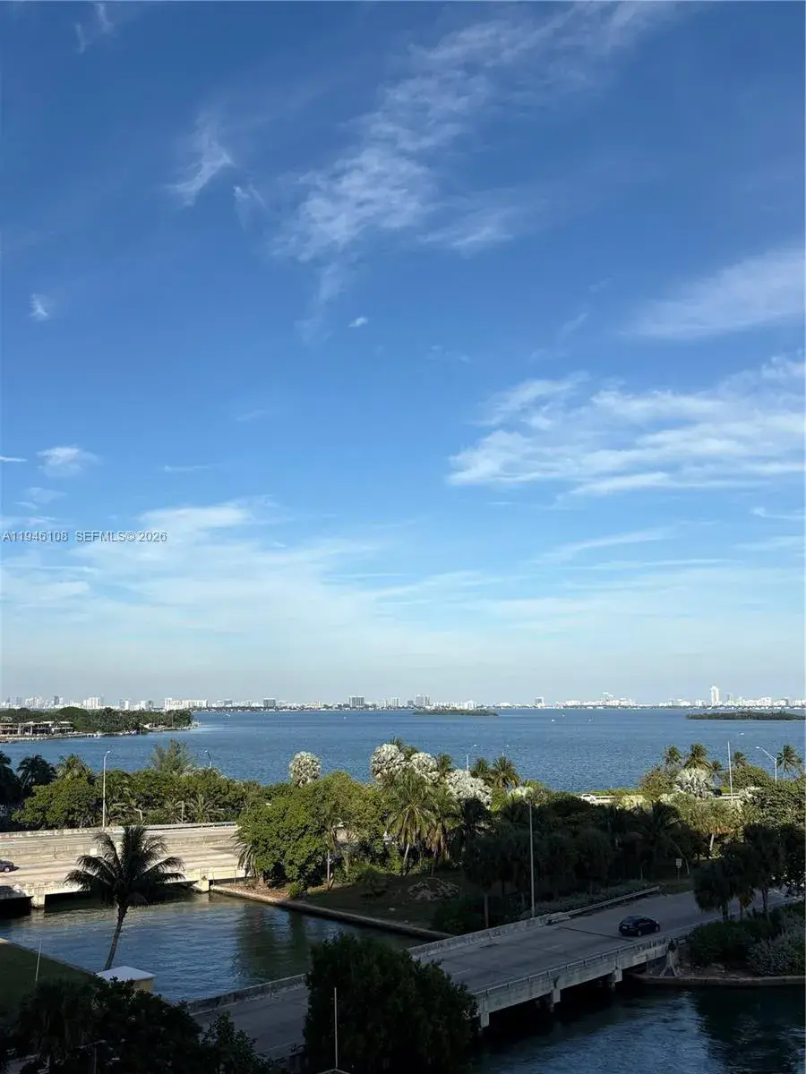 600 NE 36th St # 714, Miami FL 33137