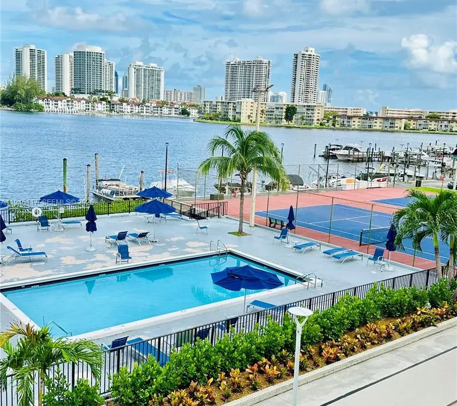 2750 NE 183rd St # 1607, Aventura FL 33160