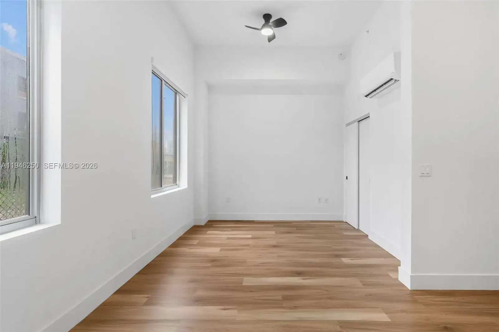 650 SW 1st St # 101, Miami FL 33130 photo 4