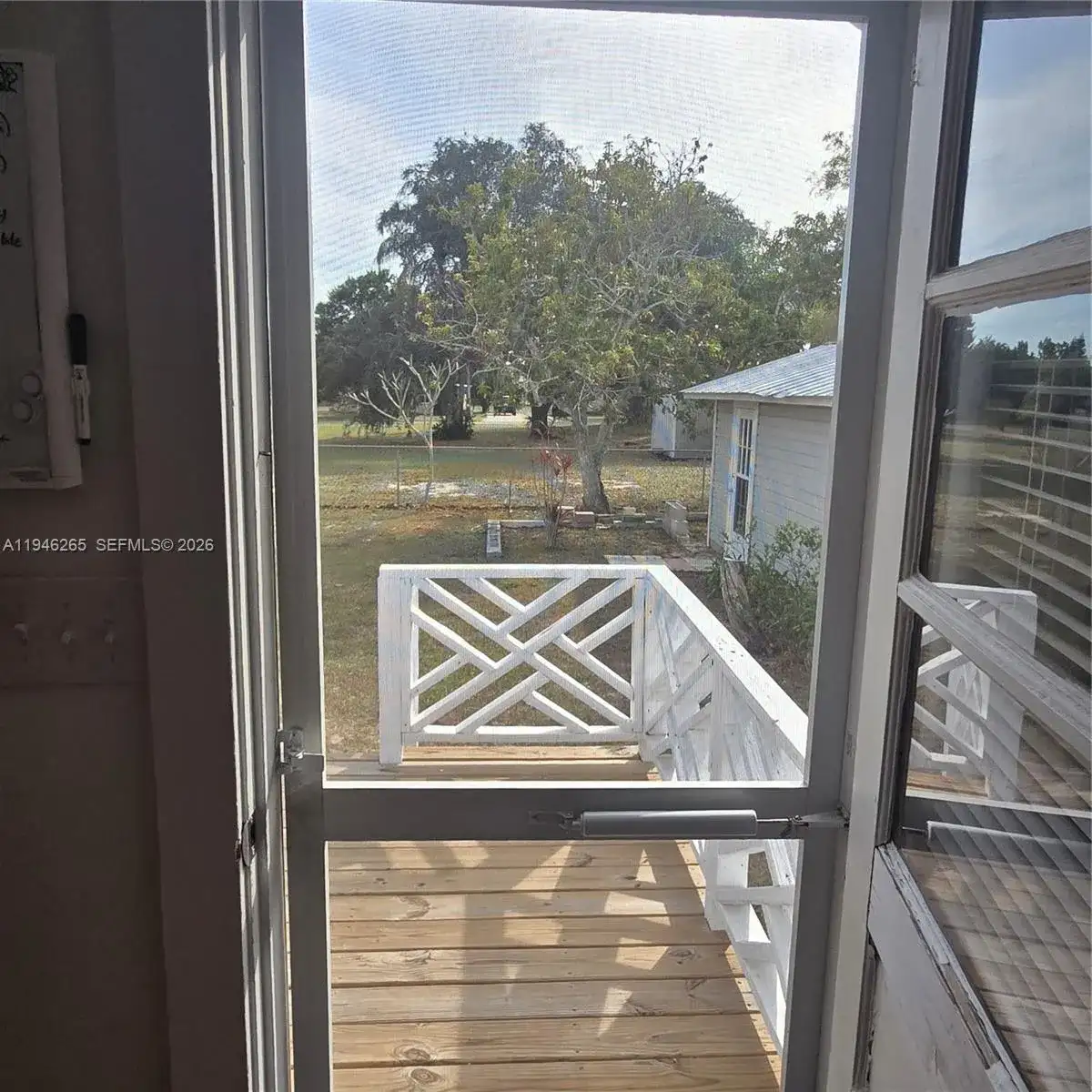 7 Elder St, Avon Park FL 33825 photo 4