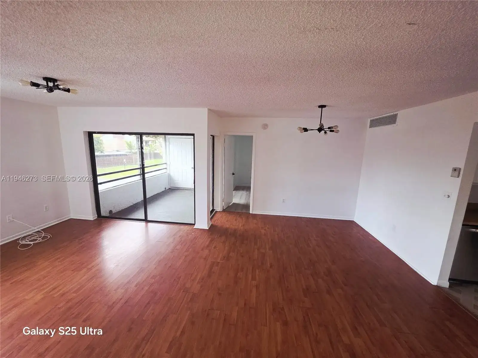 20130 NE 3rd Ct # 6, Miami FL 33179 photo 2