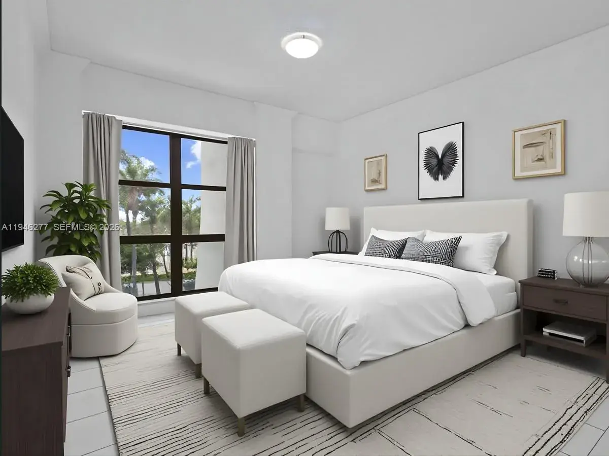 77 Crandon Blvd # 3C, Key Biscayne FL 33149