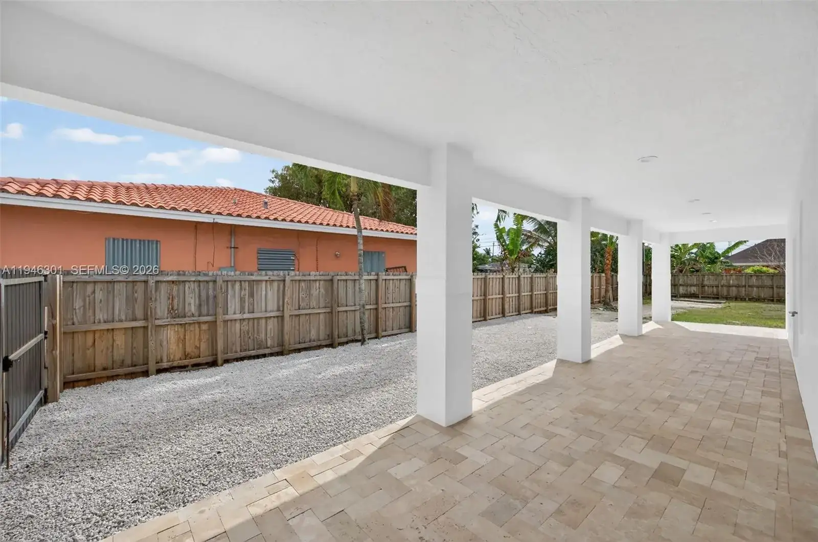506 NW 7th St, Homestead FL 33030 photo 4