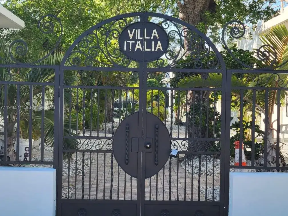 1735 Calais Dr # 4, Miami Beach FL 33141 photo 5