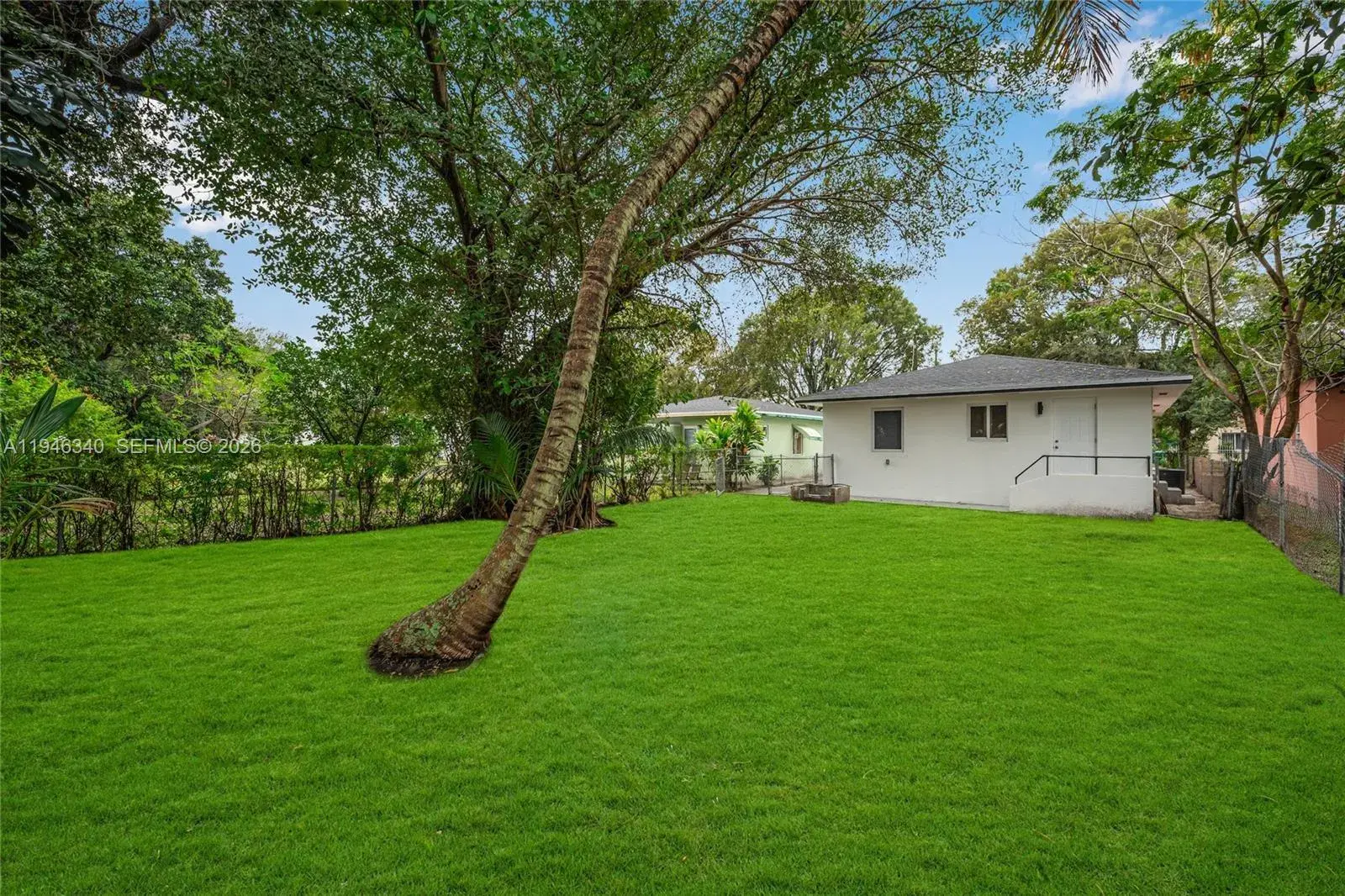 1065 NW 50th St, Miami FL 33127