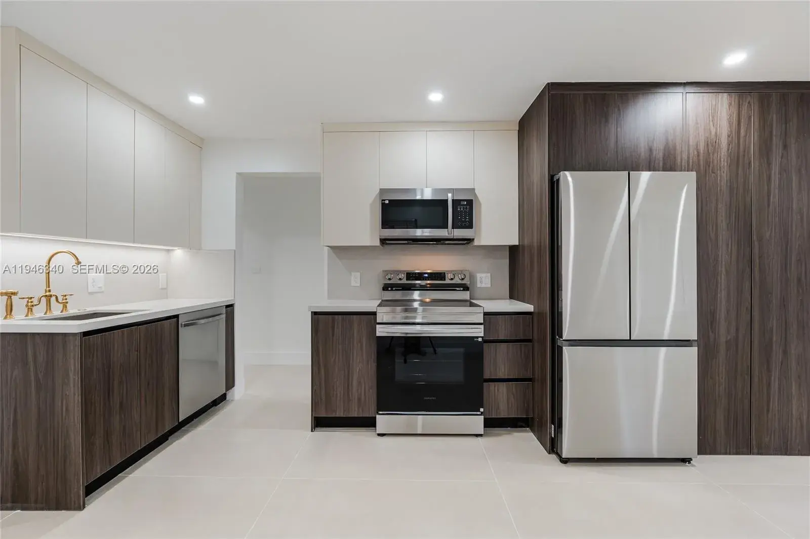 1065 NW 50th St, Miami FL 33127
