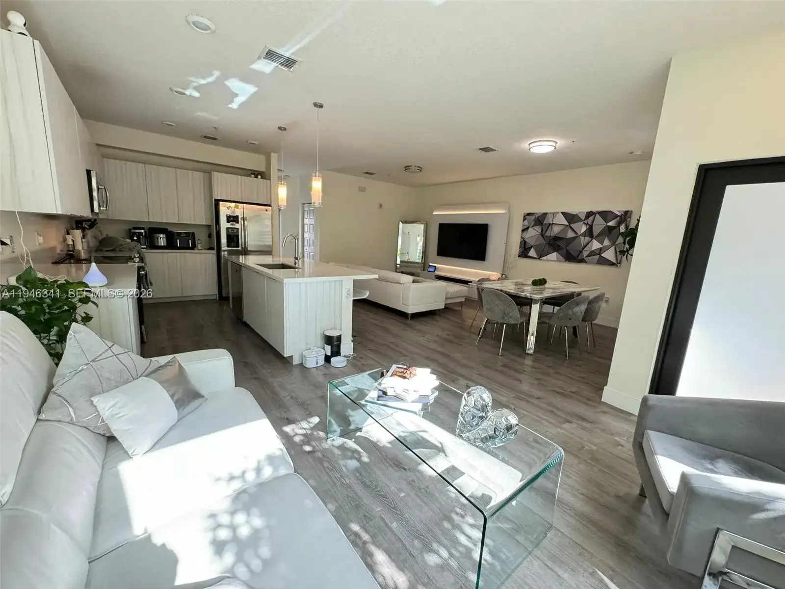 4740 NW 84th Ct # 11, Doral FL 33166 photo 2
