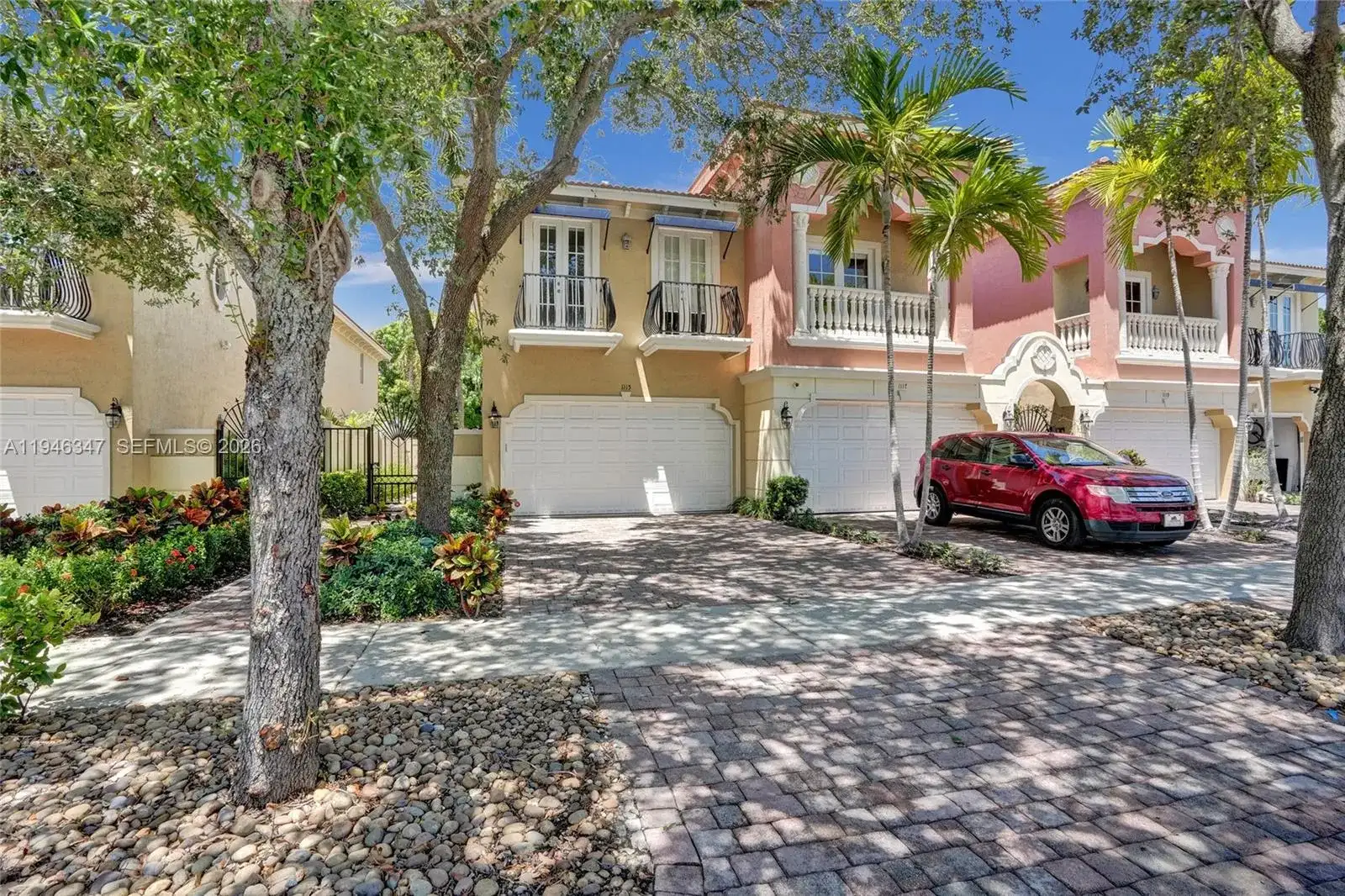 1115 NE 14th Ave, Fort Lauderdale FL 33304 photo 4