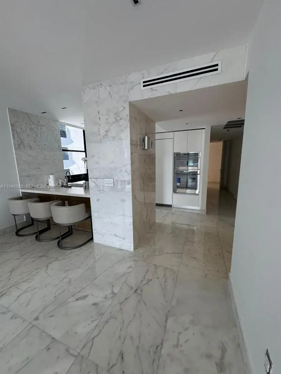 1010 Brickell Ave # 1905, Miami FL 33131 photo 3