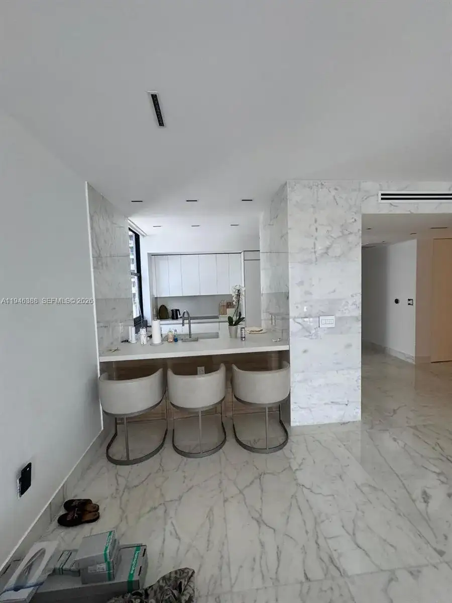 1010 Brickell Ave # 1905, Miami FL 33131 photo 5
