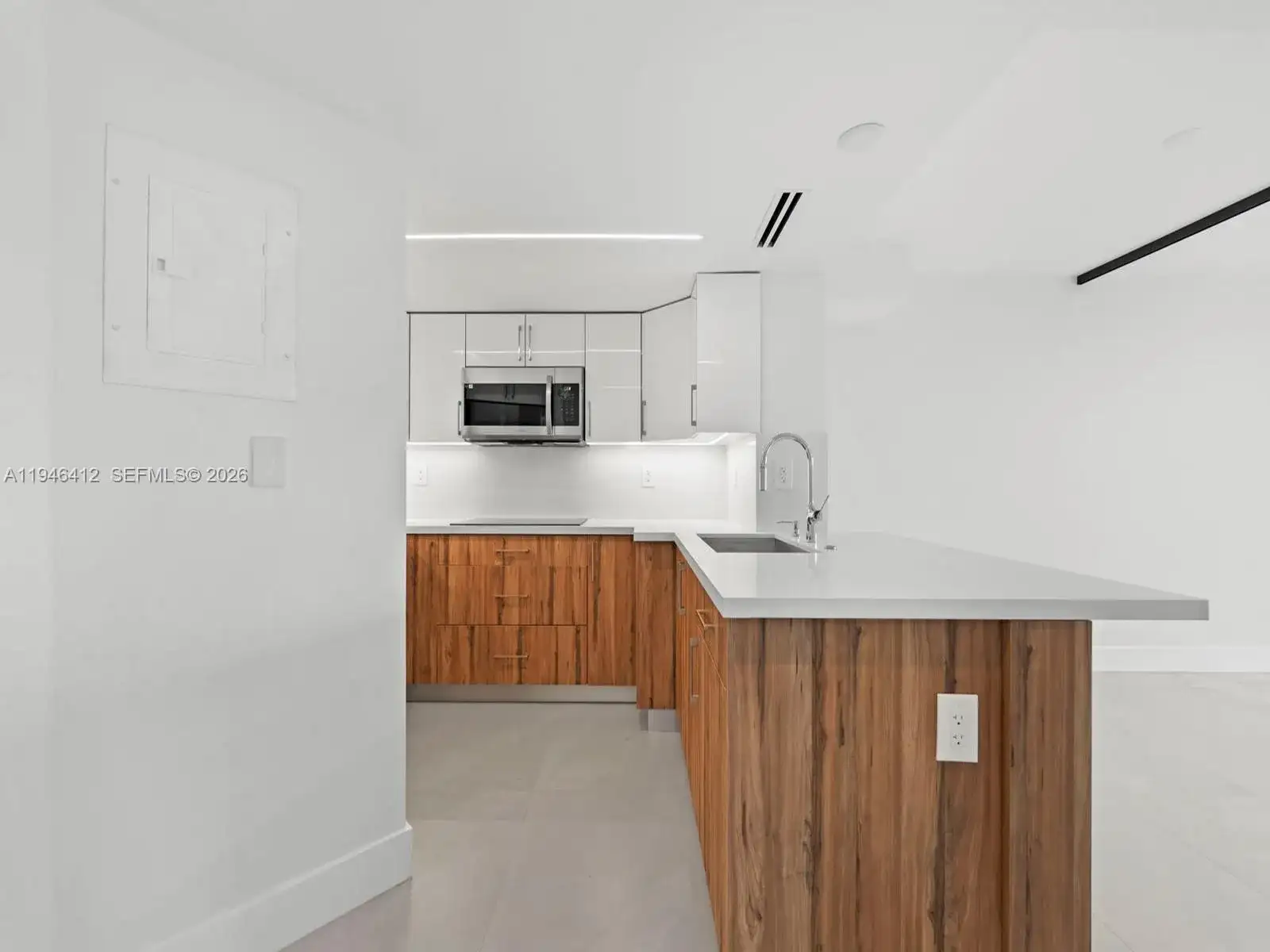 8215 SW 152nd Ave # 308, Miami FL 33193 photo 2