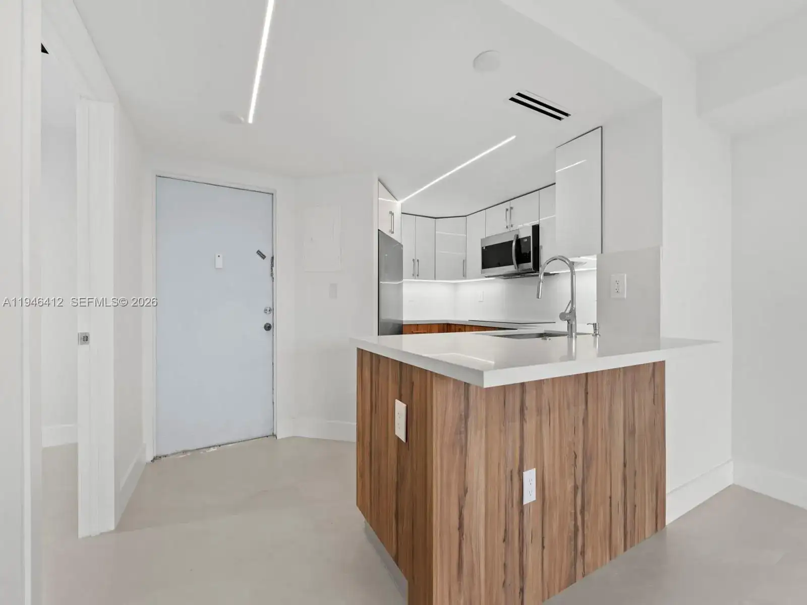 8215 SW 152nd Ave # 308, Miami FL 33193 photo 4