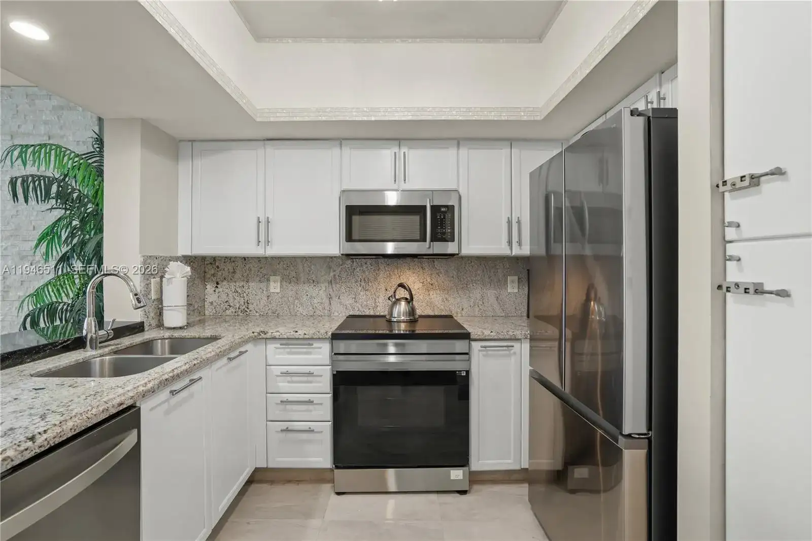 17375 Collins Ave # 2101, Sunny Isles Beach FL 33160 photo 5