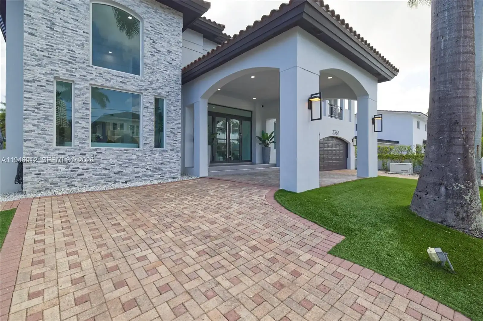 3368 NE 169th St, North Miami Beach FL 33160 photo 4