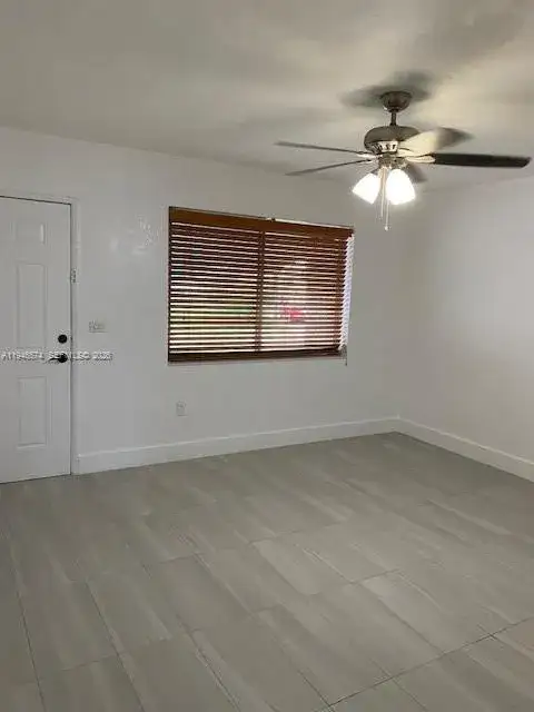 1170 NW 90th St, Miami FL 33150 photo 3