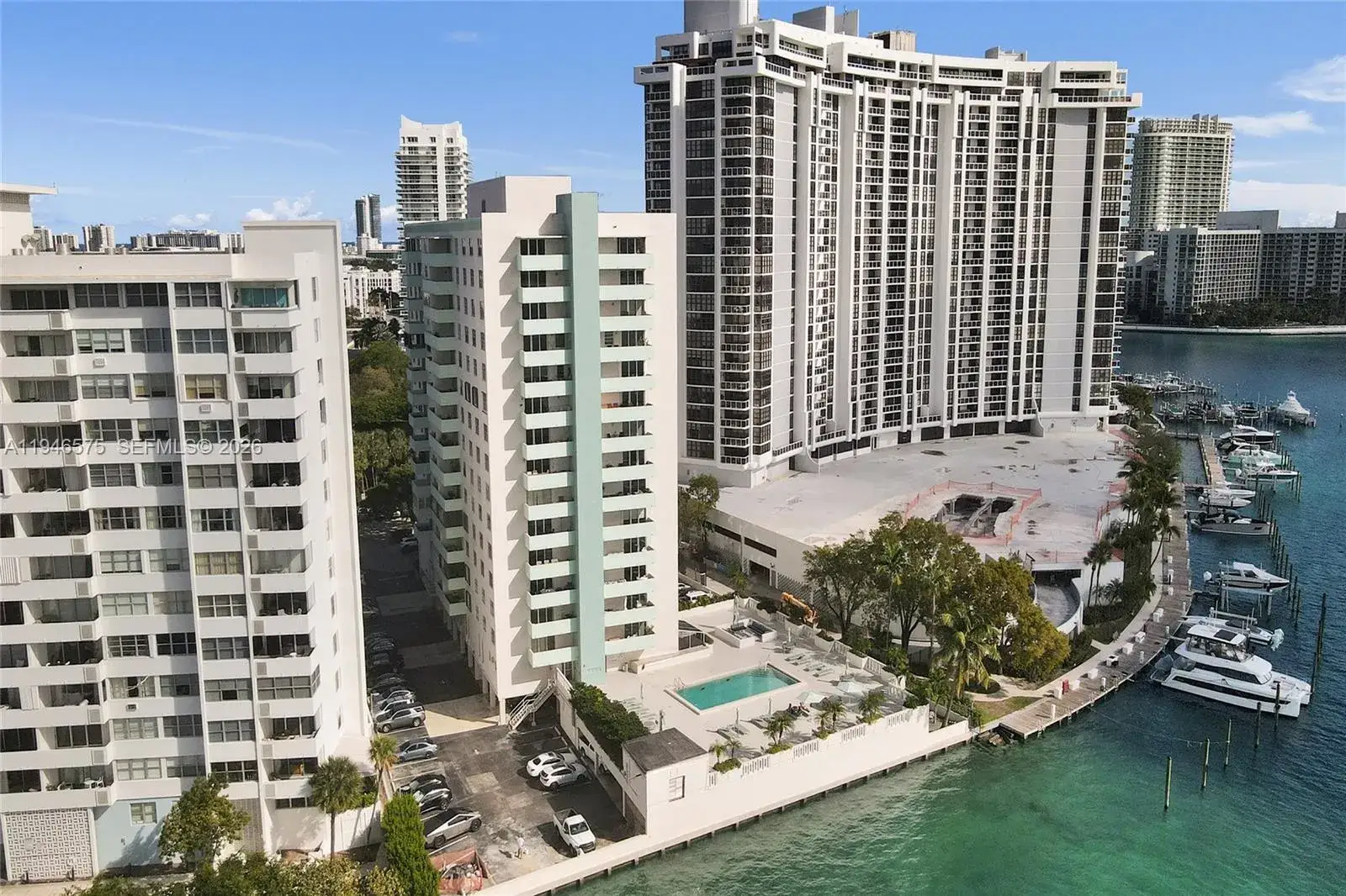 1 bedroom 1 bath Residential for sale at 5 Island Ave # 6A, Miami Beach FL 33139
