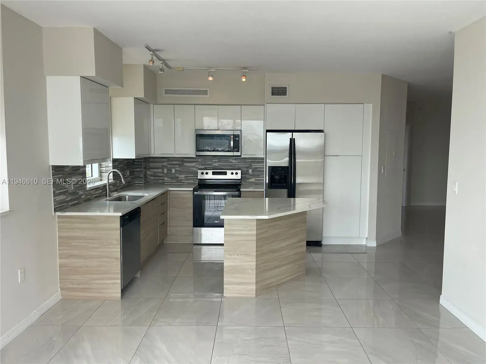 1745 E Hallandale Beach Blvd, Hallandale Beach FL 33009
