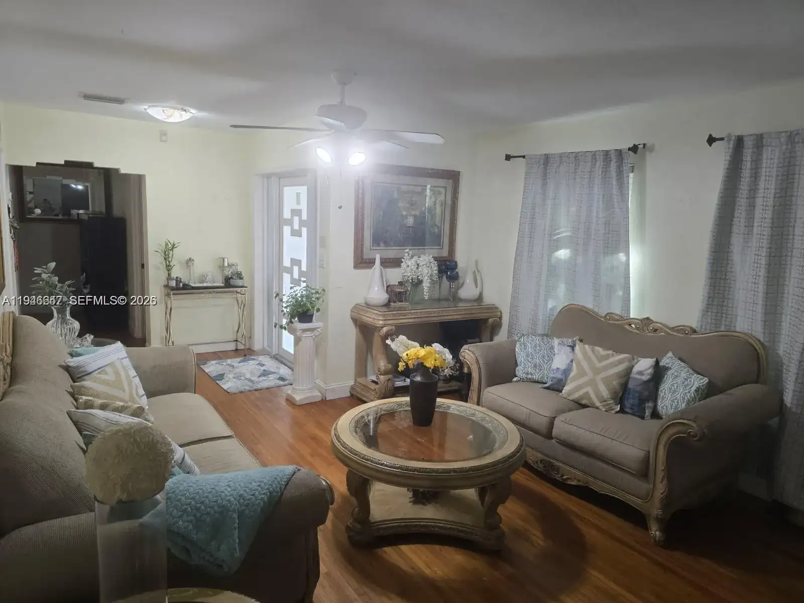 2733 Washington St, Hollywood FL 33020 photo 4