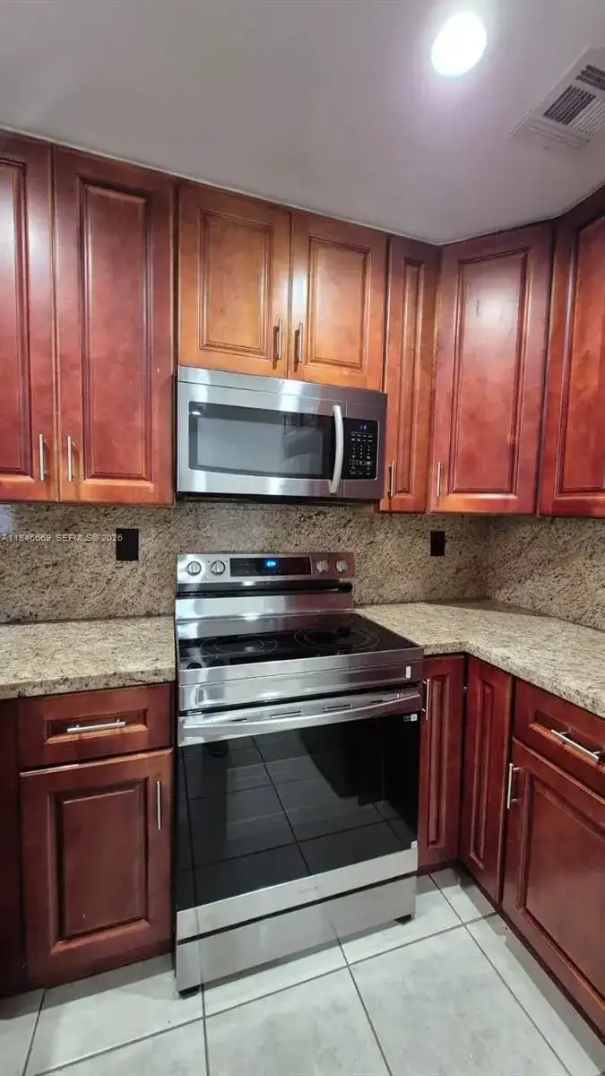 8531 SW 109th Ave, Miami FL 33173 photo 3