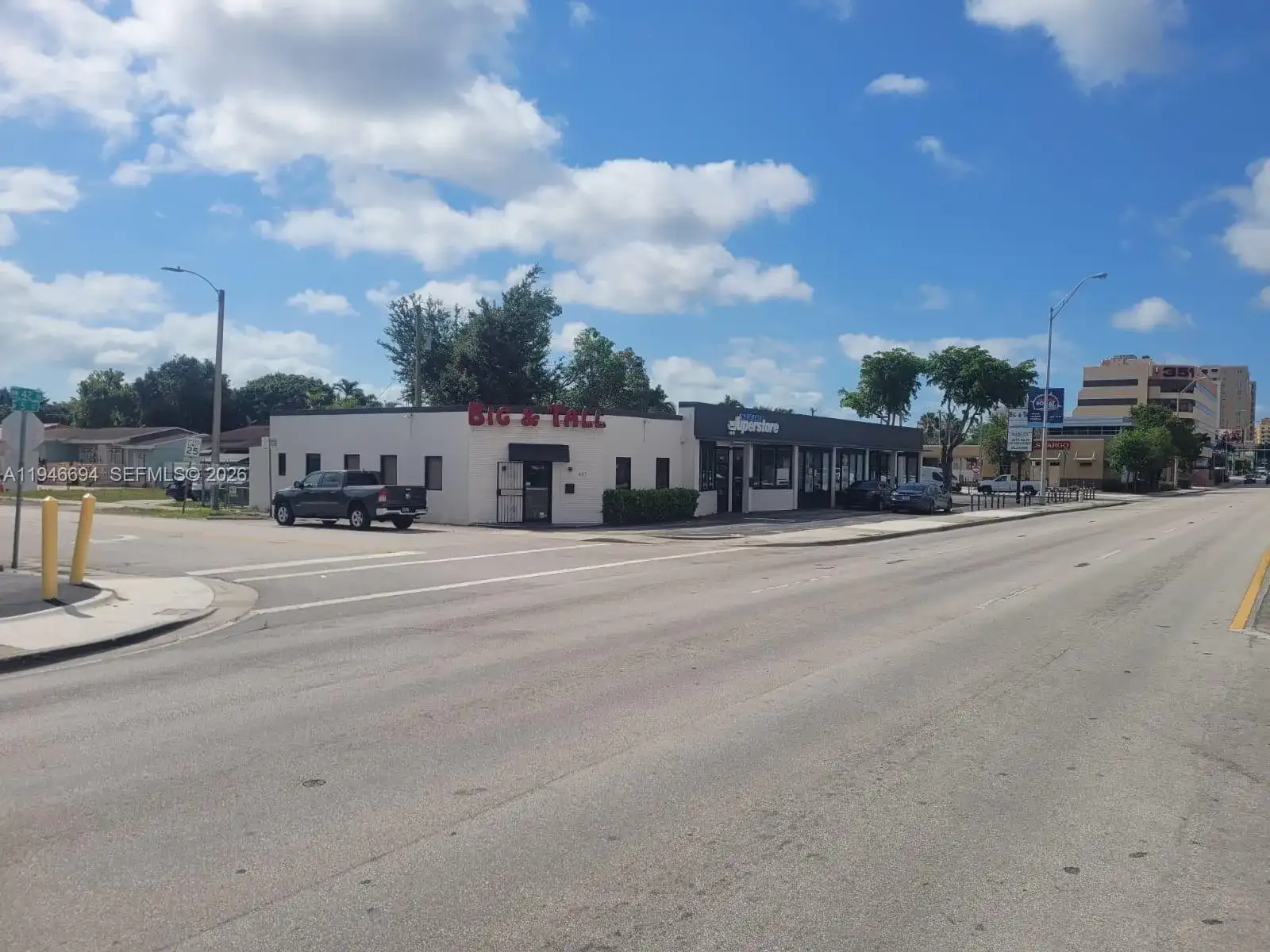 475 NW Le Jeune Rd, Miami FL 33126 photo 4