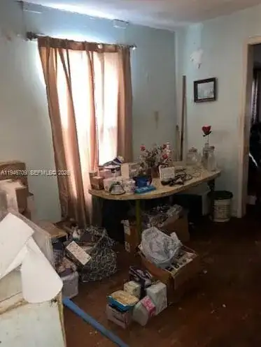 1129 NW 105th St, Miami FL 33150 photo 5