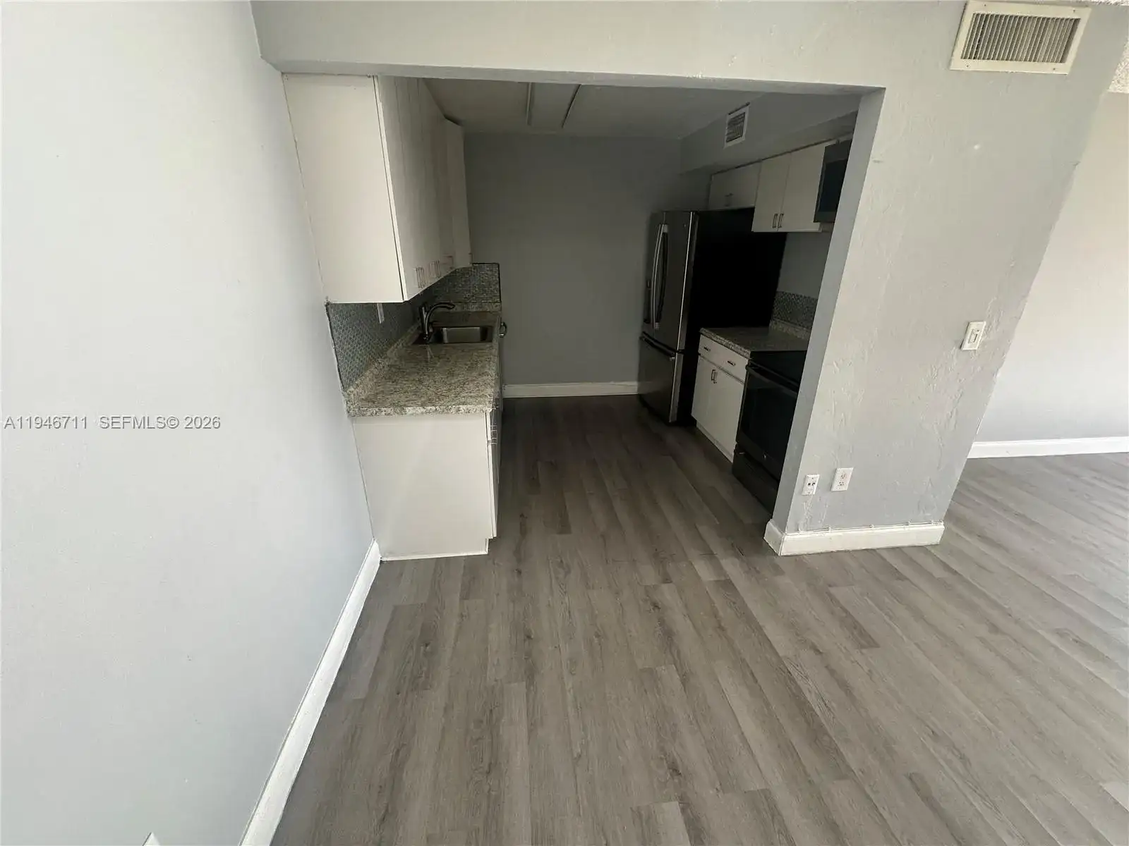 7200 Fairway Dr. # H10, Miami Lakes FL 33014 photo 4
