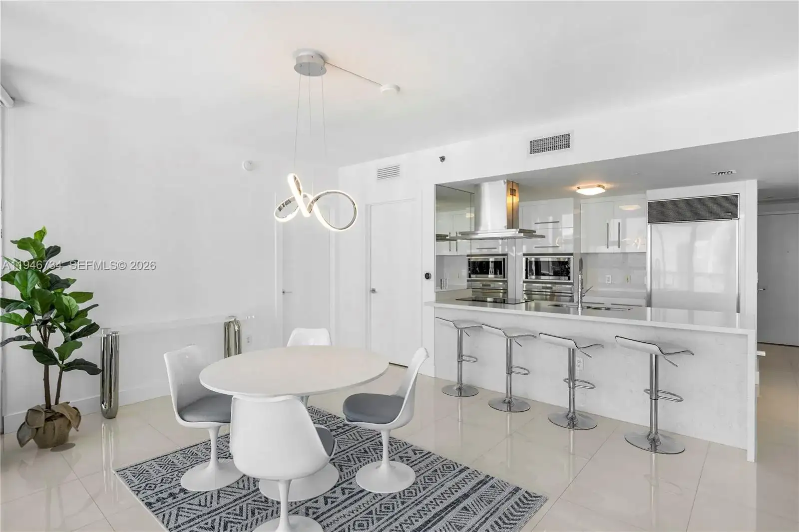 495 Brickell Ave # 3804, Miami FL 33131 photo 4