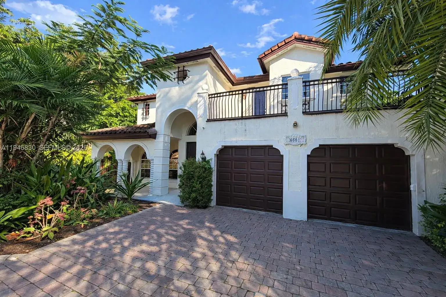 6601 SW 166th Ct, Miami FL 33193 photo 2