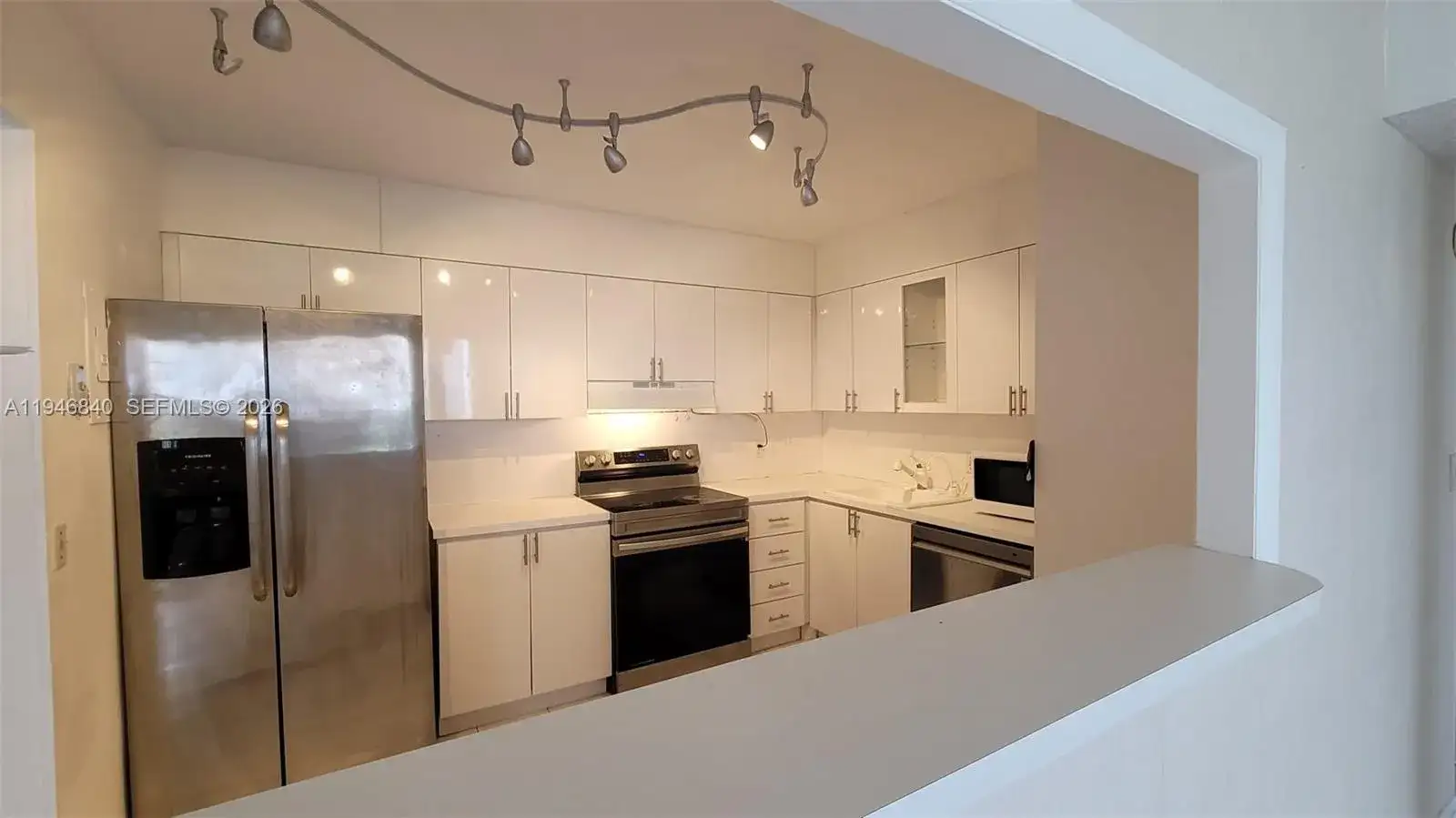 2801 NE 183rd St # 504W, Aventura FL 33160 photo 5