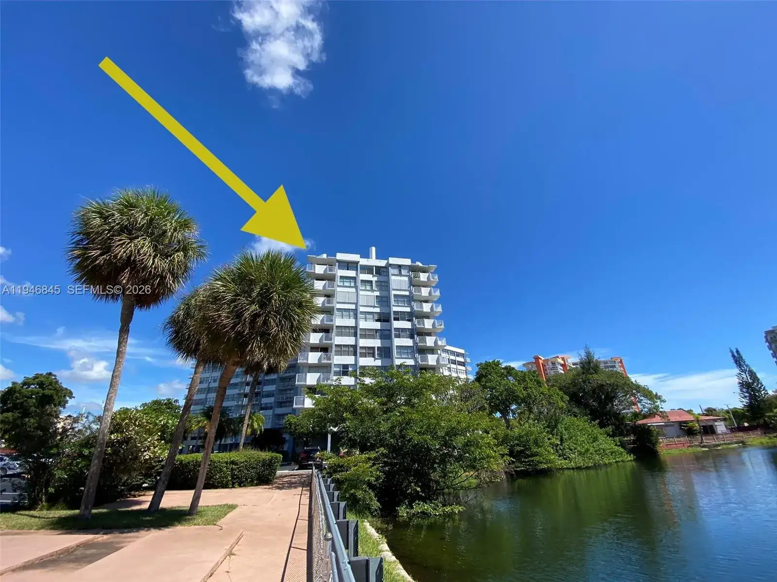 1200 NE Miami Gardens Dr # 1020W, Miami FL 33179 photo 2