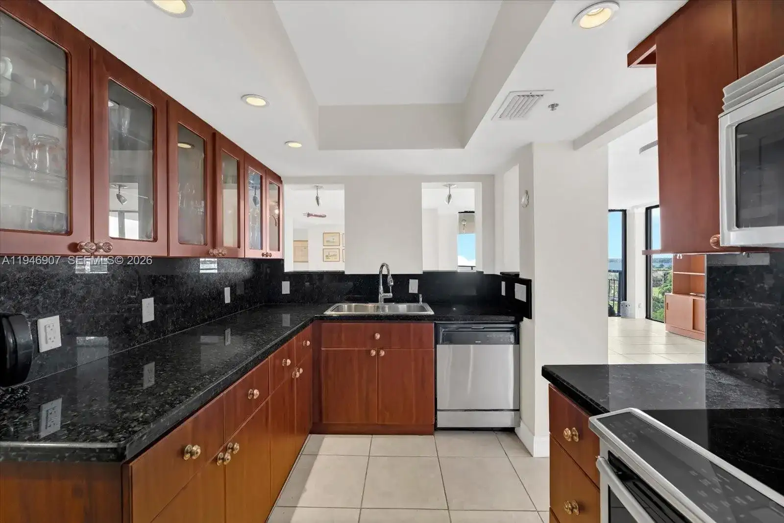 2843 S Bayshore Dr # 11C, Miami FL 33133 photo 5