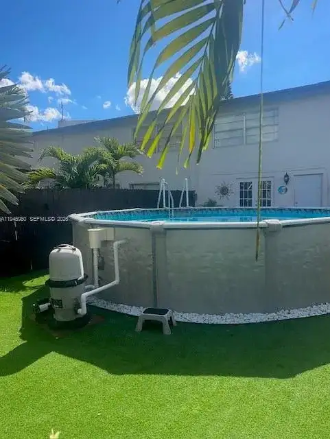 11383 SW 65th, Miami FL 33173 photo 3