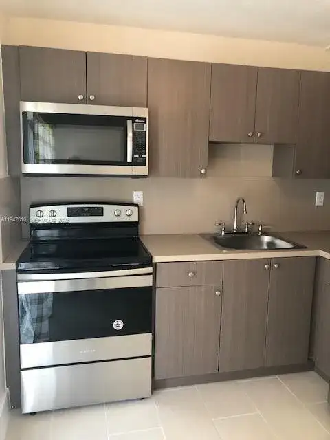 1327 SW 3 St # 3, Miami FL 33135 photo 3