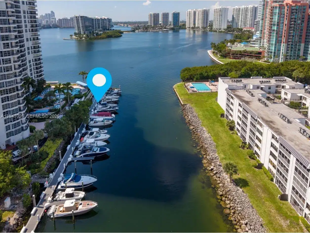 3575 Mystic Pointe Dr, Slip 7, Aventura FL 33180 photo 2