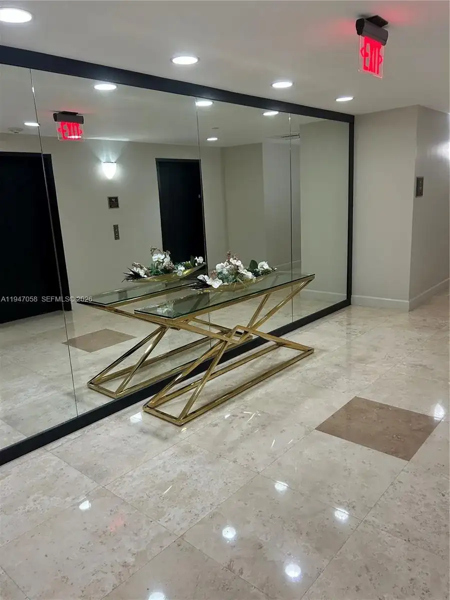 10 Aragon Ave # 814, Coral Gables FL 33134 photo 4