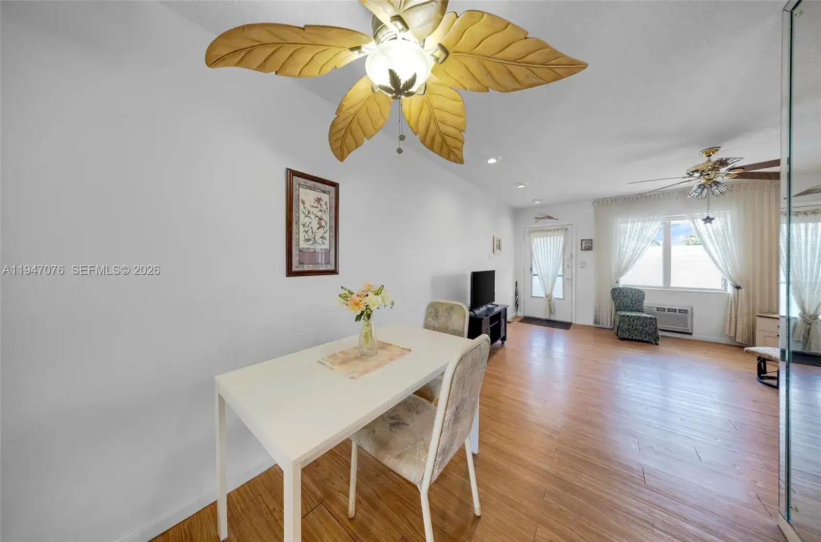 15600 NE 6th Ave # 28D, Miami FL 33162 photo 5