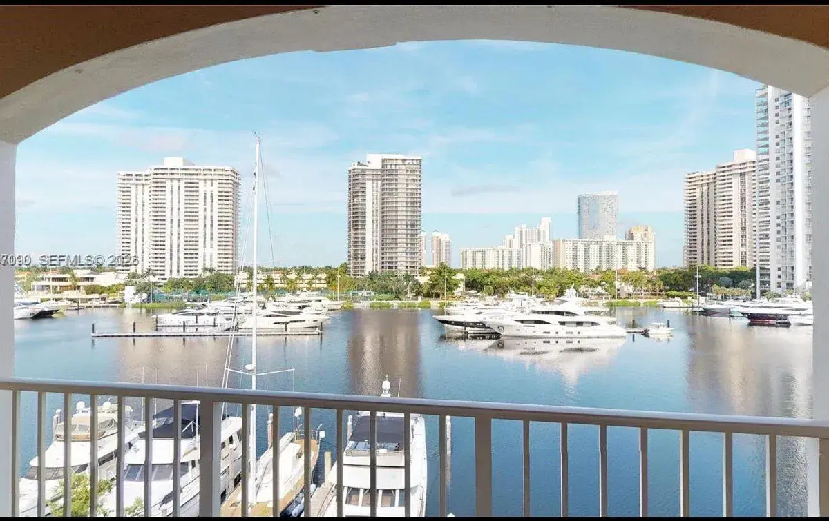 19877 E Country Club Dr # 3608, Aventura FL 33180