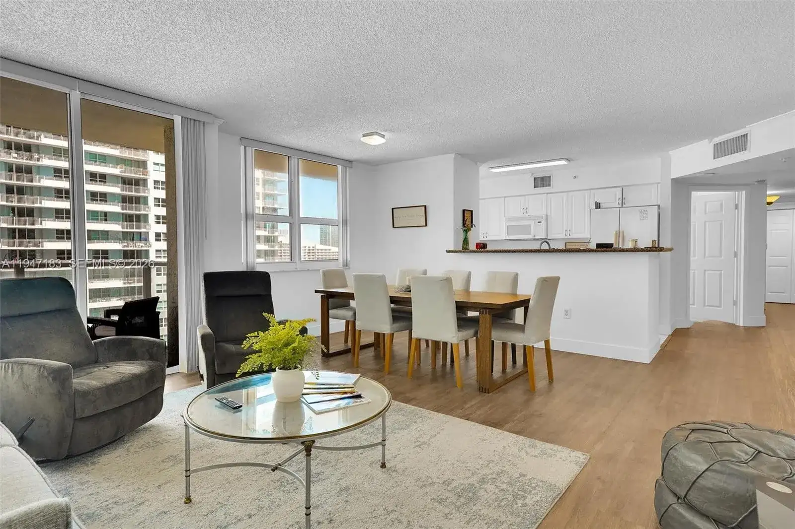 1155 Brickell Bay Dr # 1702, Miami FL 33131 photo 4