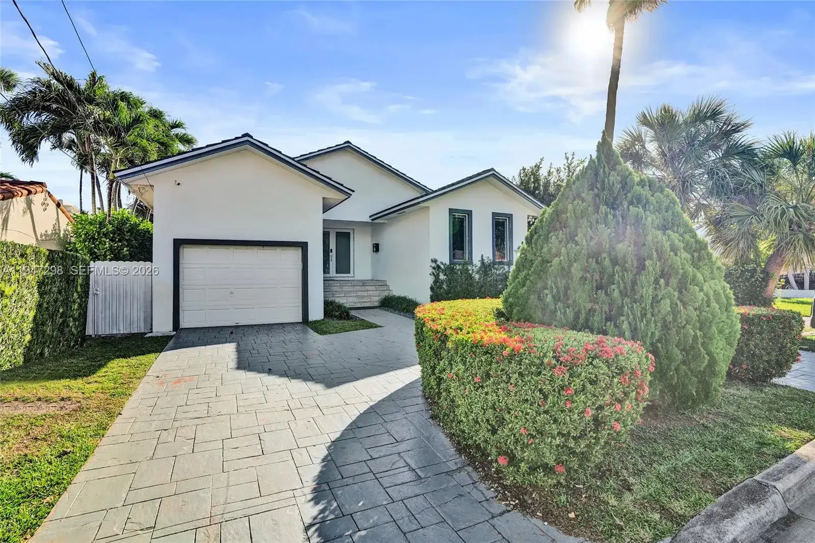 9181 Byron Ave, Surfside FL 33154 photo 5