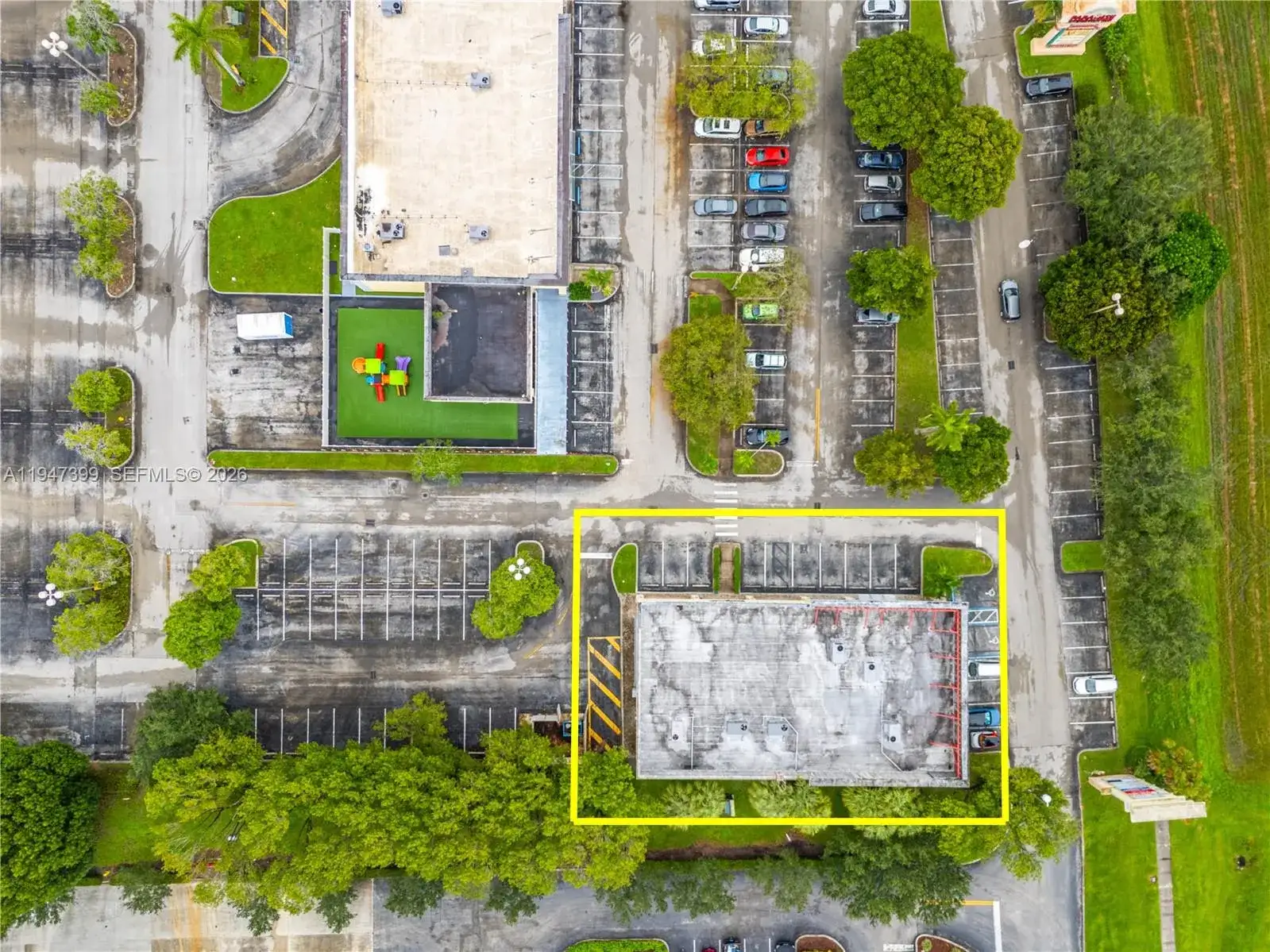 15661 Sheridan St, Davie FL 33331 photo 5