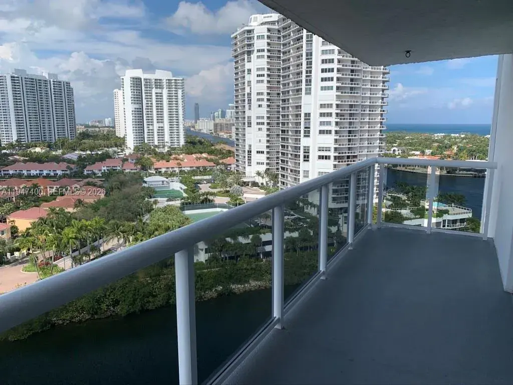 20505 E Country Club Dr # 1631, Aventura FL 33180