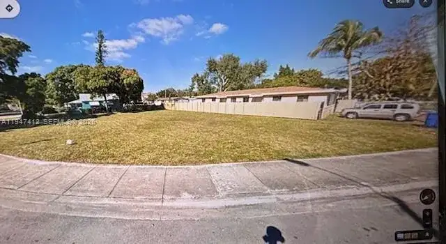 4612 NW 15th Ave, Miami FL 33142 photo 2