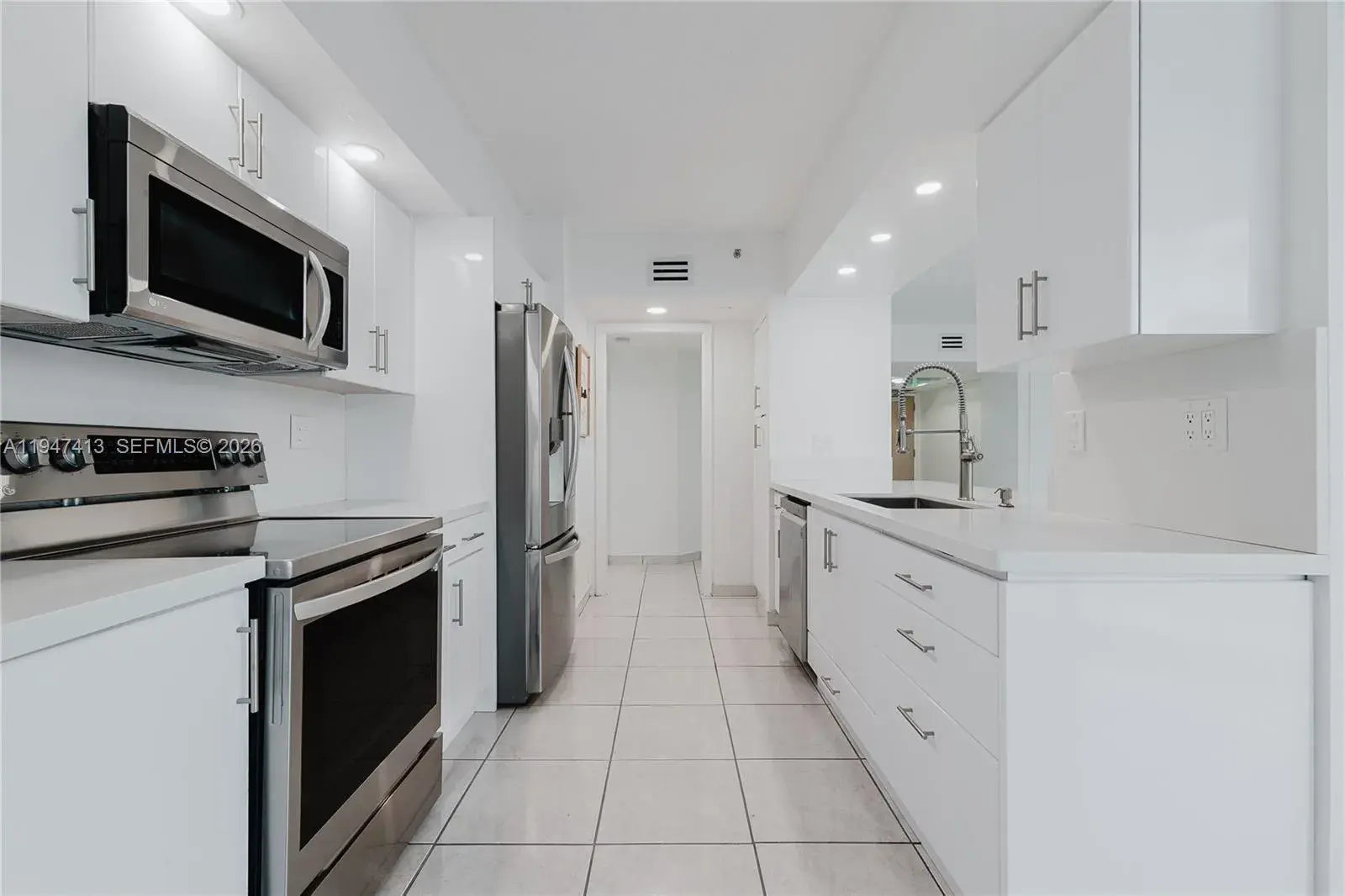 16485 Collins Ave # 338, Sunny Isles Beach FL 33160