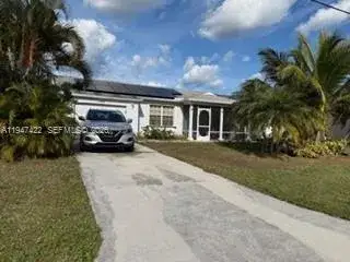 1645 SE North Blackwell Dr, Port St. Lucie FL 34952