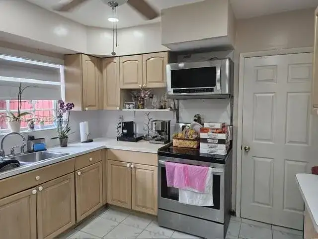 8930 SW 197th Ter, Cutler Bay FL 33157 photo 3